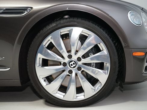 Used 2021 Bentley Flying Spur W12 w/ First Edition Specification AWD/4WD image 33