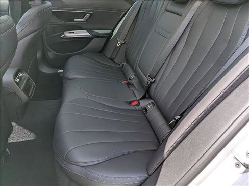 New 2026 Mercedes-Benz E 350 4MATIC Sedan image 15