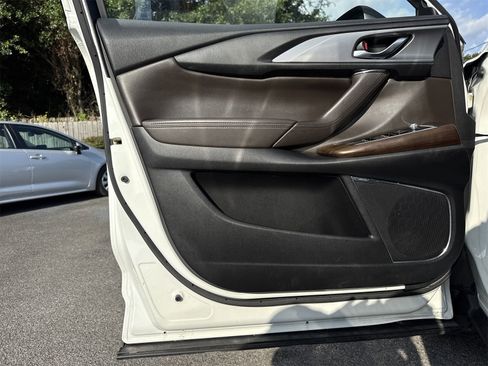 Used 2023 MAZDA CX-9 Signature image 20