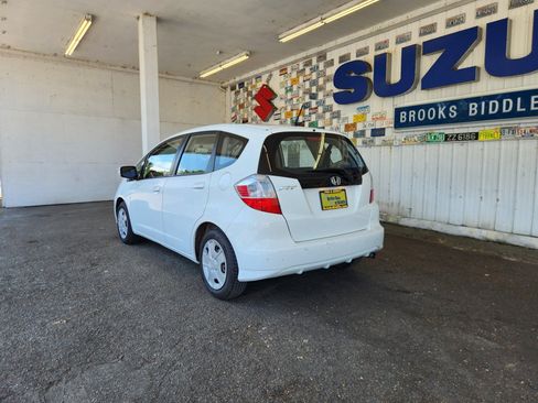 Used 2013 Honda Fit image 5