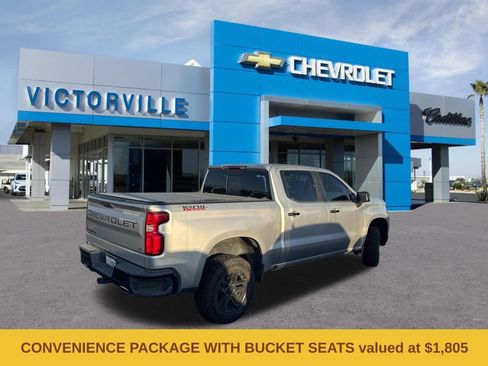Used 2020 Chevrolet Silverado 1500 LT Trail Boss image 3