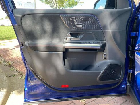 Certified 2025 Mercedes-Benz GLA 250 image 23