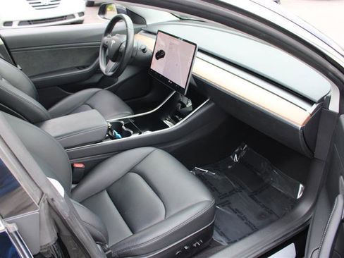 Used 2018 Tesla Model 3 Long Range AWD/4WD image 9