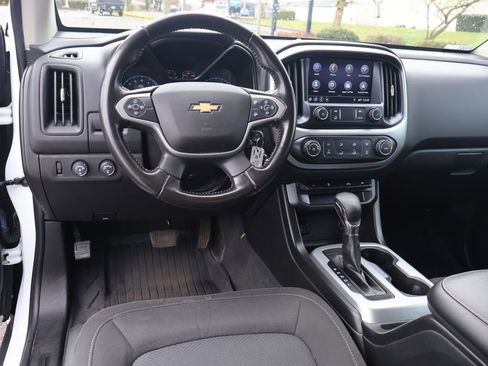 Used 2022 Chevrolet Colorado LT w/ LT Convenience Package image 24