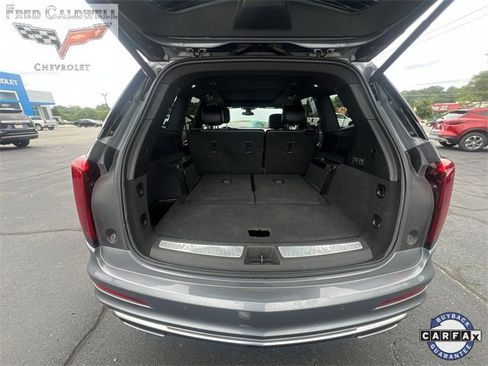Used 2022 Cadillac XT6 Premium Luxury image 26