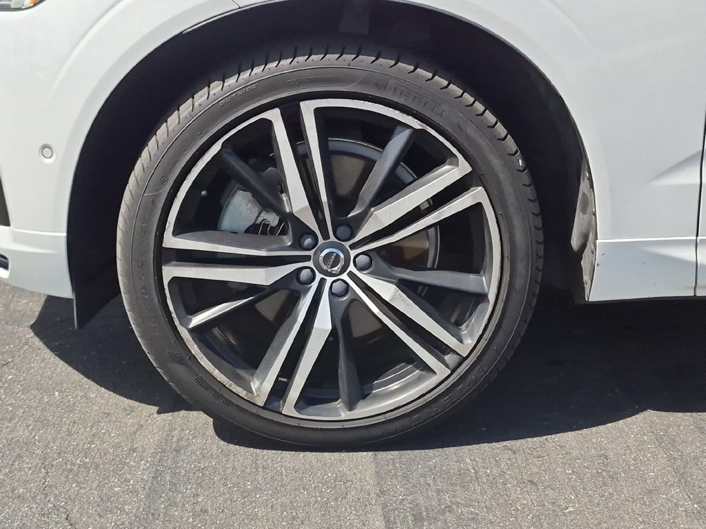 Used 2019 Volvo XC60 T8 R-Design w/ Advanced Package AWD/4WD image 11