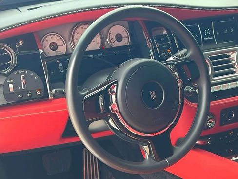 Certified 2020 Rolls-Royce Dawn RWD image 9