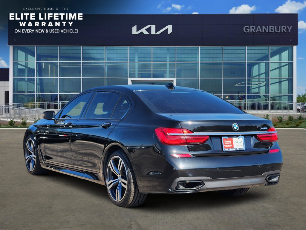 Used 2016 BMW 740i RWD image 4