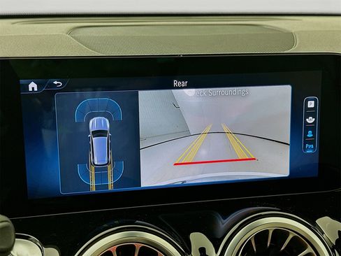 Certified 2025 Mercedes-Benz GLB 250 image 15