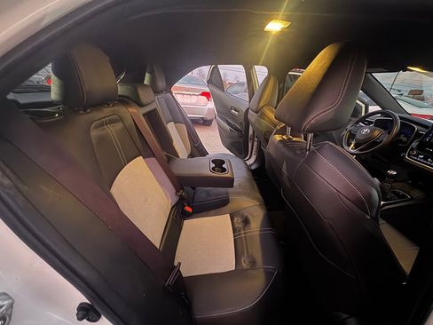 Used 2020 Toyota Corolla XSE image 12