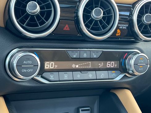 New 2025 Nissan Sentra SV w/ SV Premium Package image 21