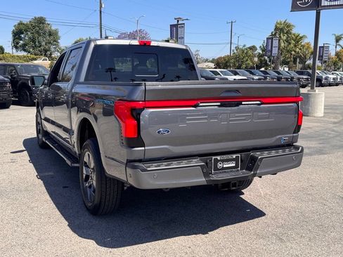 Used 2022 Ford F150 Lightning Lariat w/ Tow Technology Package AWD/4WD image 10