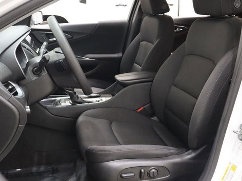 Used 2023 Chevrolet Malibu LT image 8