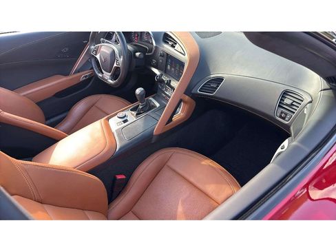Used 2015 Chevrolet Corvette Z06 w/ 3LZ Preferred Equipment Group image 16