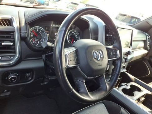 Used 2024 RAM 1500 Laramie AWD/4WD image 8
