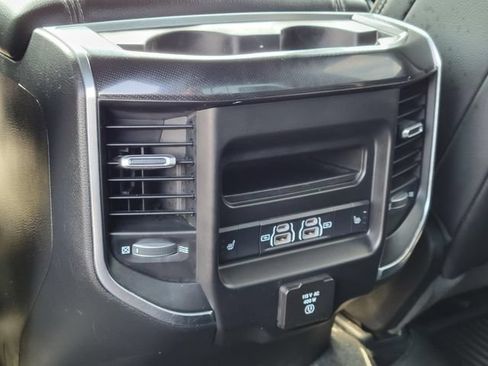 Used 2022 RAM 1500 Laramie AWD/4WD image 26