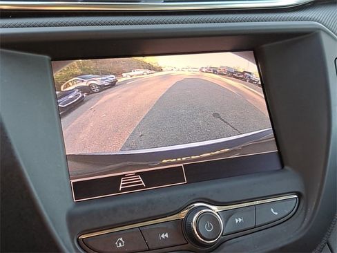 Used 2023 Chevrolet TrailBlazer LT image 14