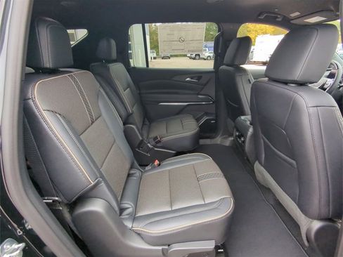 New 2026 Chevrolet Traverse High Country image 27