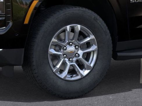 New 2026 Chevrolet Suburban LS image 9