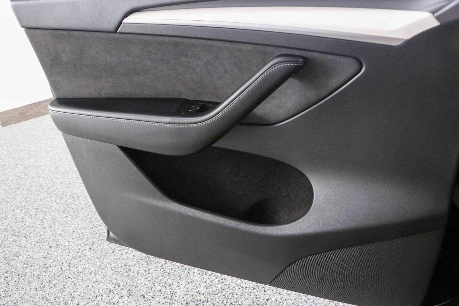 Used 2023 Tesla Model Y Long Range AWD/4WD image 19