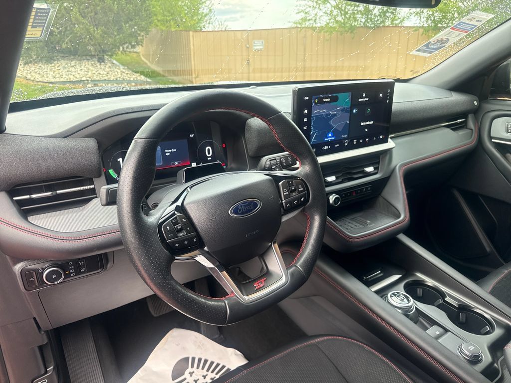 Used 2025 Ford Explorer ST AWD/4WD image 14