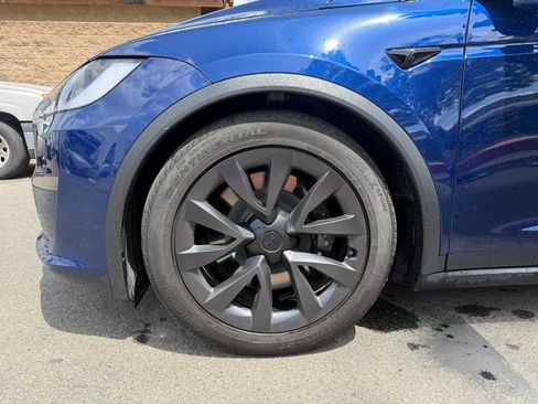 Used 2023 Tesla Model X AWD/4WD image 6