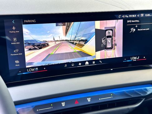 New 2025 BMW X3 xDrive30i w/ Premium Package image 15