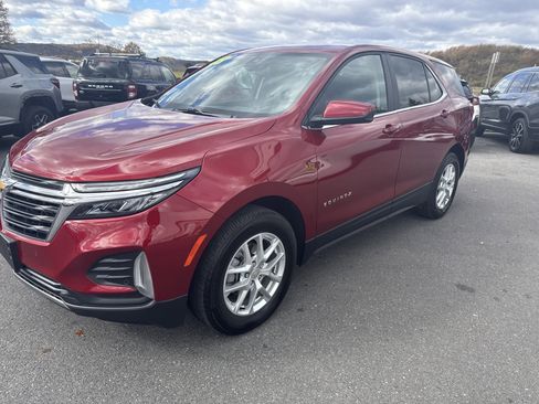 Used 2023 Chevrolet Equinox LT image 39