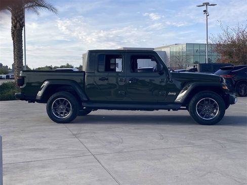 Used 2021 Jeep Gladiator Overland w/ Popular Equipment Package image 27