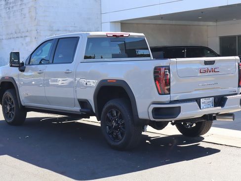 New 2026 GMC Sierra 1500 SLT w/ SLT Premium Plus Package image 6