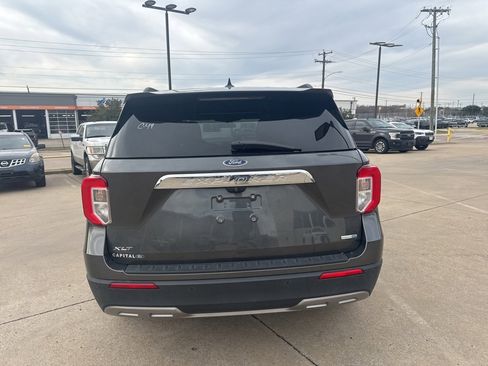 Used 2020 Ford Explorer XLT w/ Equipment Group 202A image 6