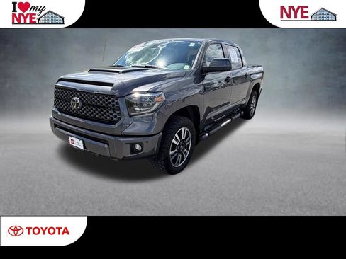 Used 2019 Toyota Tundra SR5 AWD/4WD image 1