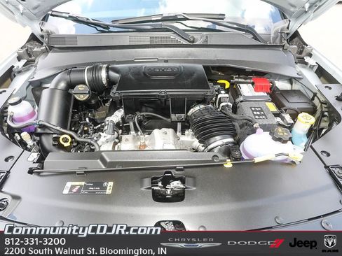 New 2025 Jeep Compass Trailhawk w/ Sun & Sound Group image 17