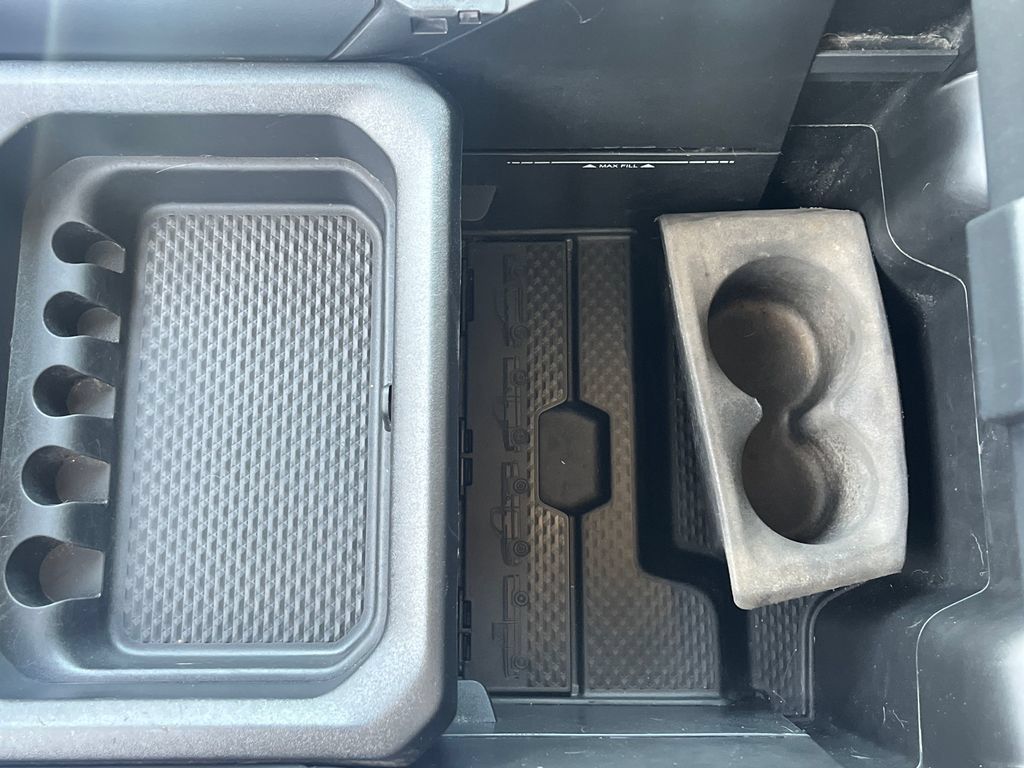 Used 2022 RAM 1500 Laramie AWD/4WD image 18