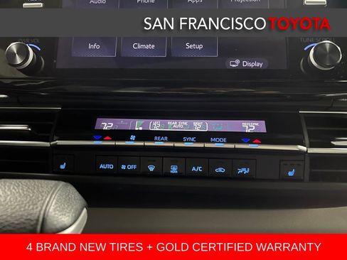 Certified 2024 Toyota Sienna XLE image 29