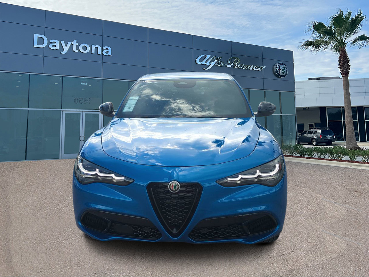 New 2025 Alfa Romeo Stelvio Sprint w/ Convenience Package AWD/4WD image 8