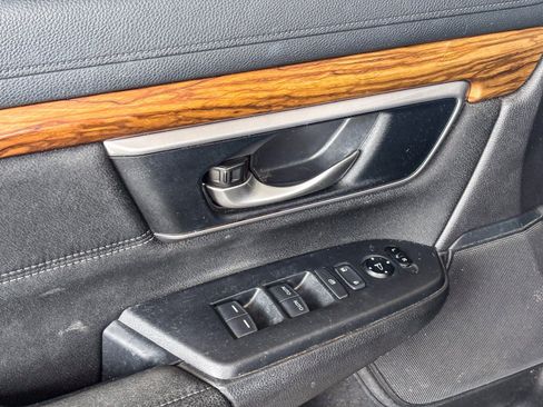 Used 2017 Honda CR-V EX image 21