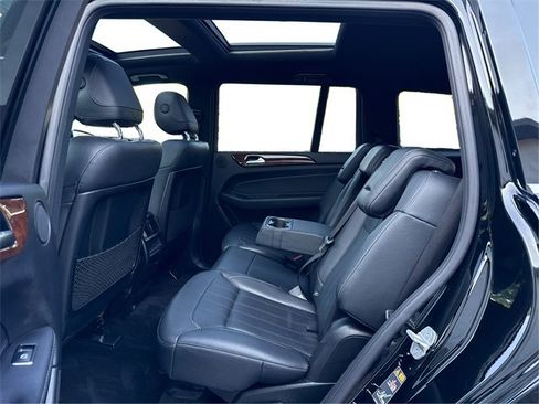 Used 2018 Mercedes-Benz GLS 450 4MATIC image 11