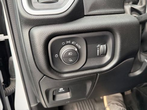 Used 2023 RAM 1500 Big Horn AWD/4WD image 11