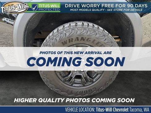Used 2022 Chevrolet Silverado 1500 ZR2 w/ Technology Package AWD/4WD image 5