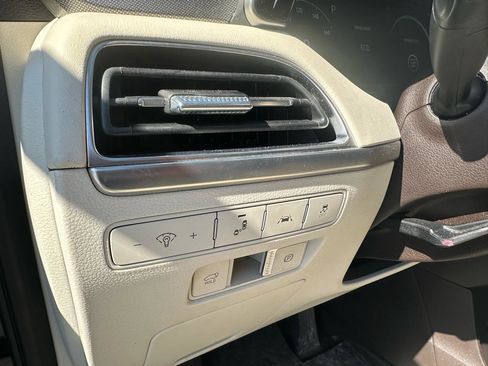 Used 2020 Hyundai Palisade Limited w/ Winter Weather Package image 10