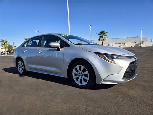 Certified 2025 Toyota Corolla LE image 2
