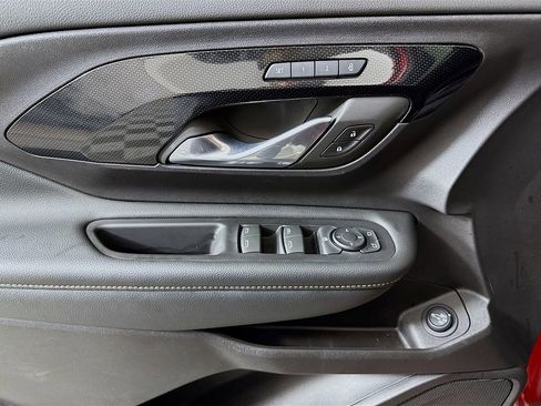 Used 2024 GMC Terrain AT4 w/ Infotainment Package II image 18