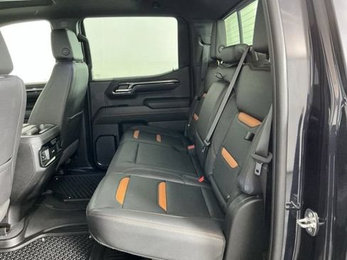 Used 2023 GMC Sierra 1500 AT4 w/ AT4 Premium Package AWD/4WD image 29