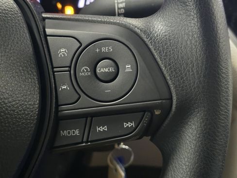 New 2026 Toyota Corolla Cross L image 27