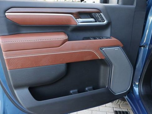 New 2026 GMC Sierra 3500 Denali Ultimate image 10