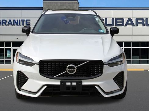 Used 2023 Volvo XC60 B5 Plus w/ Protection Package Premier image 3