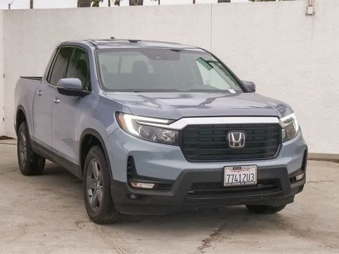 Used 2023 Honda Ridgeline RTL-E image 3