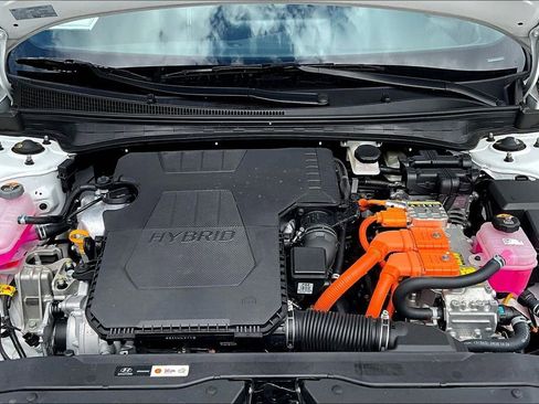 Used 2025 Hyundai Elantra SEL w/ Cargo Package FWD image 27