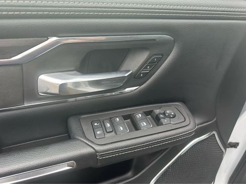 Used 2025 RAM 1500 Laramie image 17